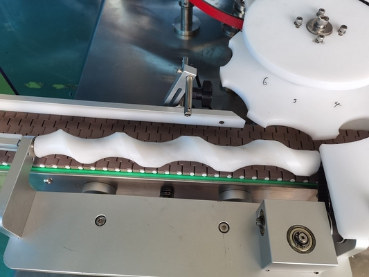 8 Heads Electric Bottle Capping Machine High Speed Rotary Type For Flip Caps