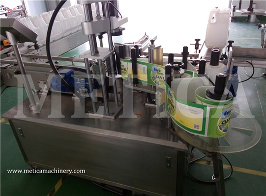 Precision Automatic Sticker Labeling Machine For Square Bottle