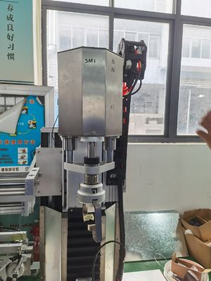 PLC Programmable Bottle Capping Machines 1000BPH-1500BPH For Trigger Cap